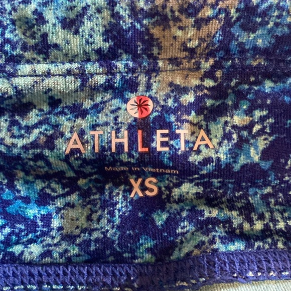 Athleta Splatter Be Free Knicker Capri Yoga Athletic Active Leggings XS VGC - Picture 8 of 11